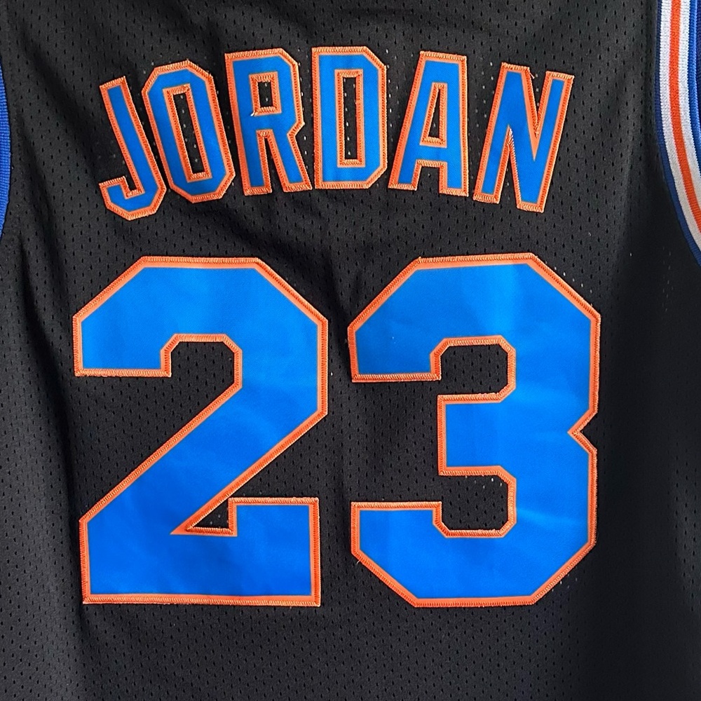 Jordan Tune Squad Black Basketball Jersey - Picture 5 of 6